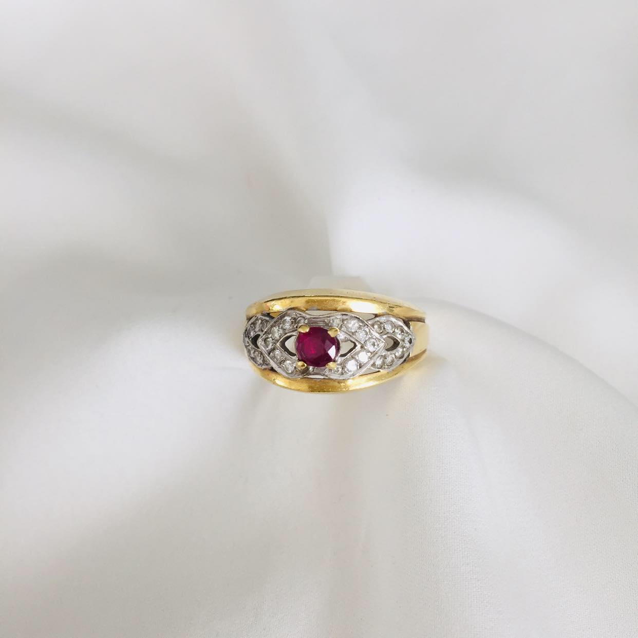 Collier Goutte De Larme En Or 10 Carats Avec Rubis Naturel Et Diamants - 18 Pouces - Neuf Avec étiquettes